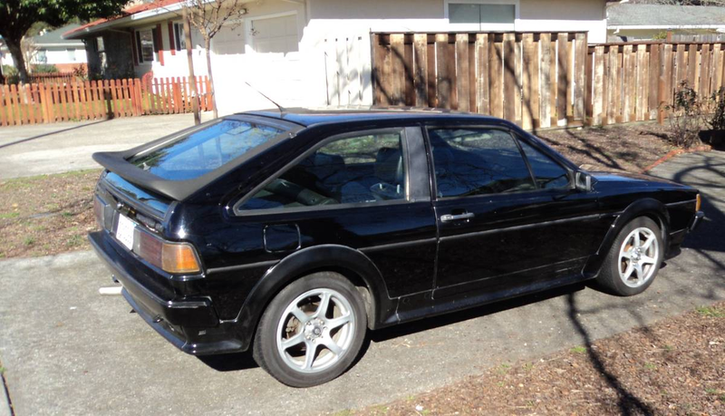 Illustration for article titled For $3,900, Could This 1987 VW Scirocco 16V Really Be The Working Man’s Porsche?